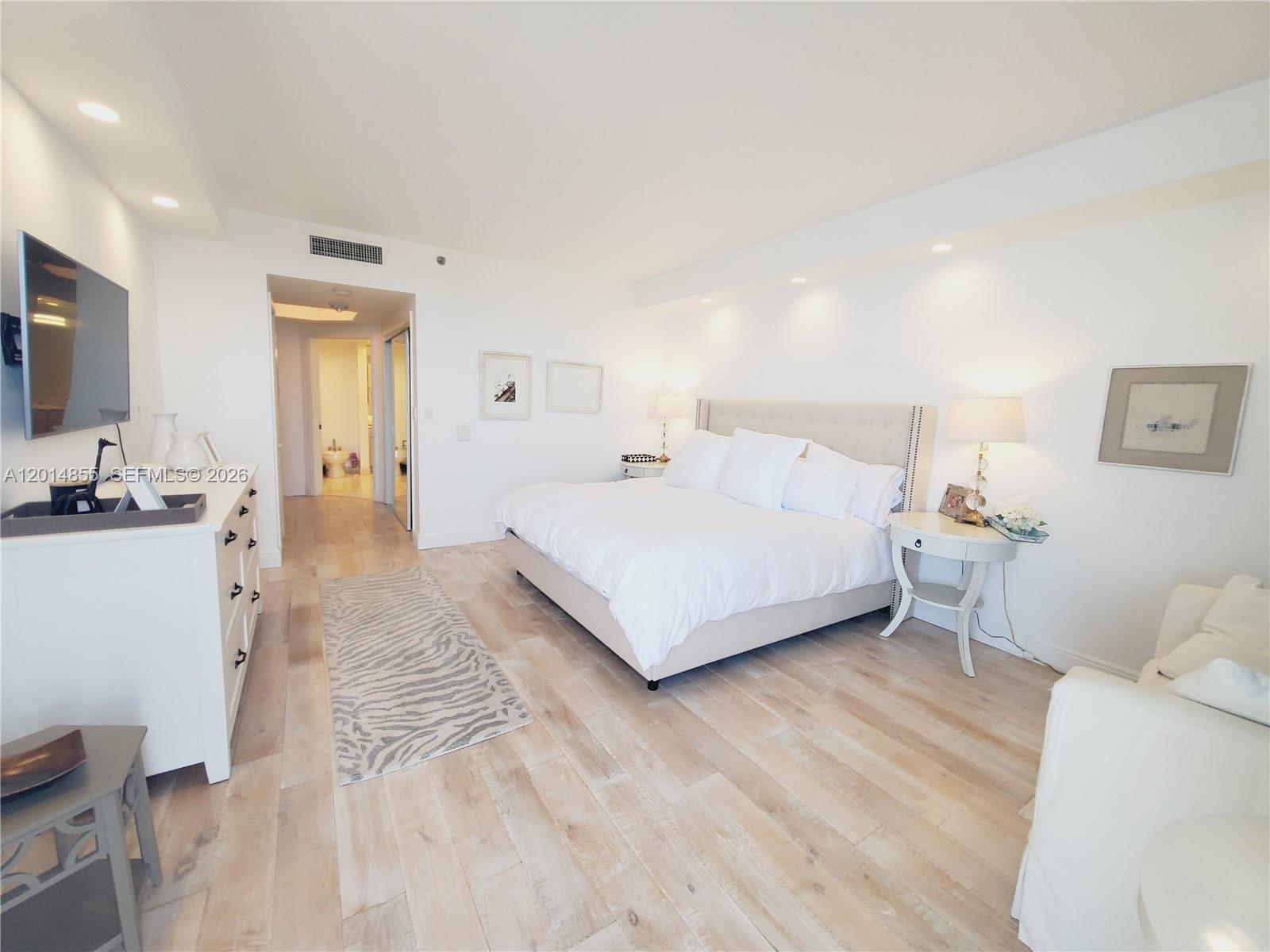 2703 3 / 2 1560 sq. ft. $ 2026-05-07 0 Photo