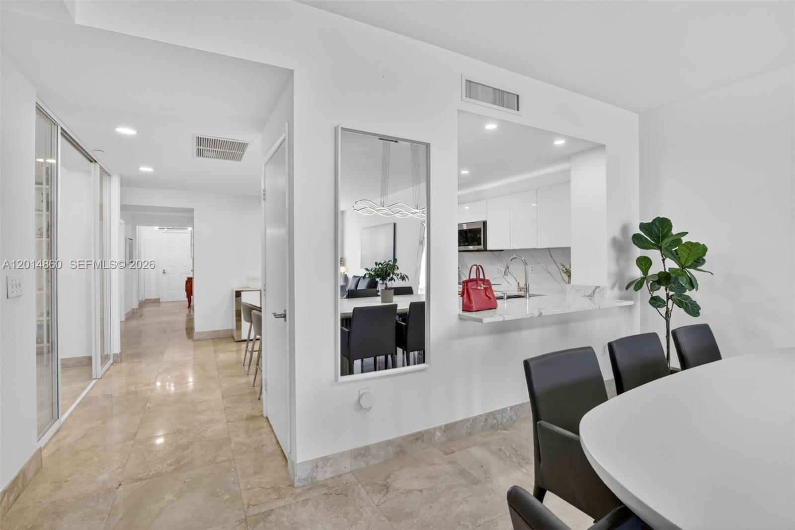 Photo of 3330 190th St  #1817, Aventura, Florida, 33180 - 