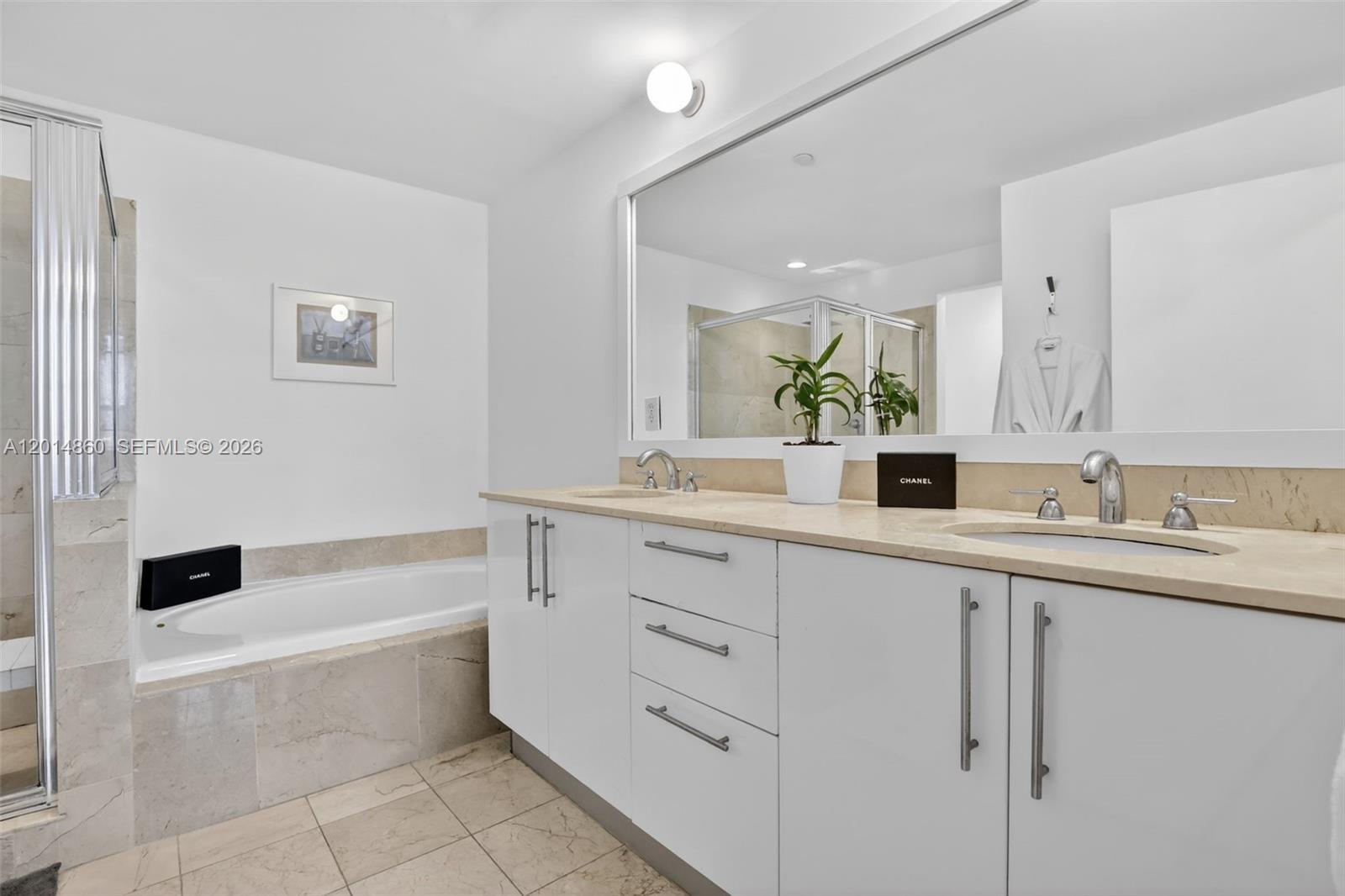 Photo of 3330 190th St  #1817, Aventura, Florida, 33180 - 