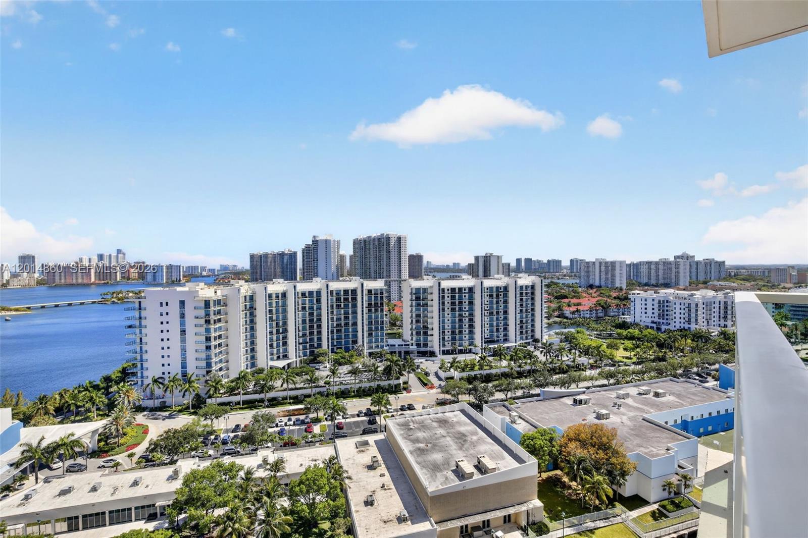 Photo of 3330 190th St  #1817, Aventura, Florida, 33180 - 