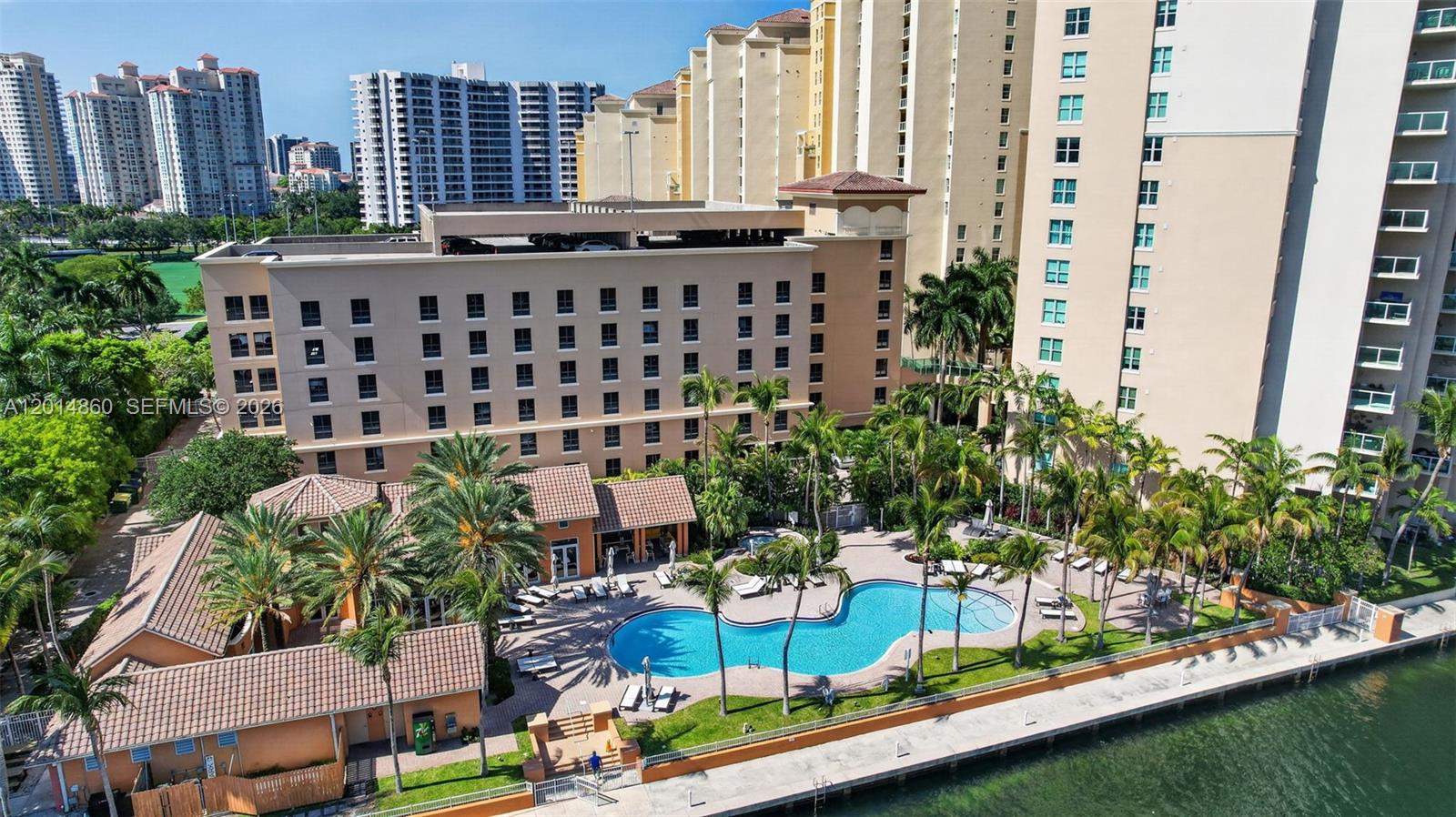 Photo of 3330 190th St  #1817, Aventura, Florida, 33180 - 