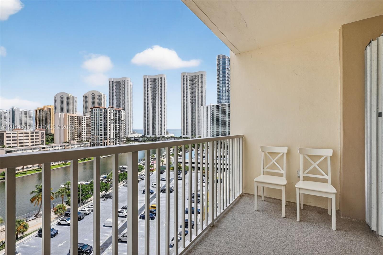 1009 1 / 2 762 sq. ft. $ 2026-05-07 0 Photo