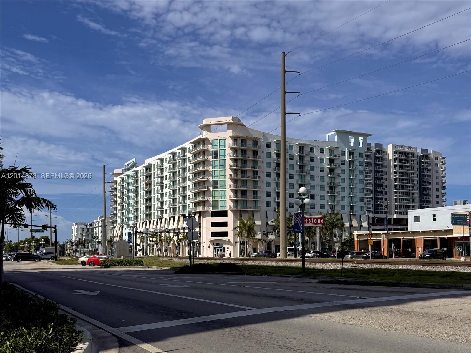 Photo of 140 Dixie Hwy  #933, Hollywood, Florida, 33020 - 