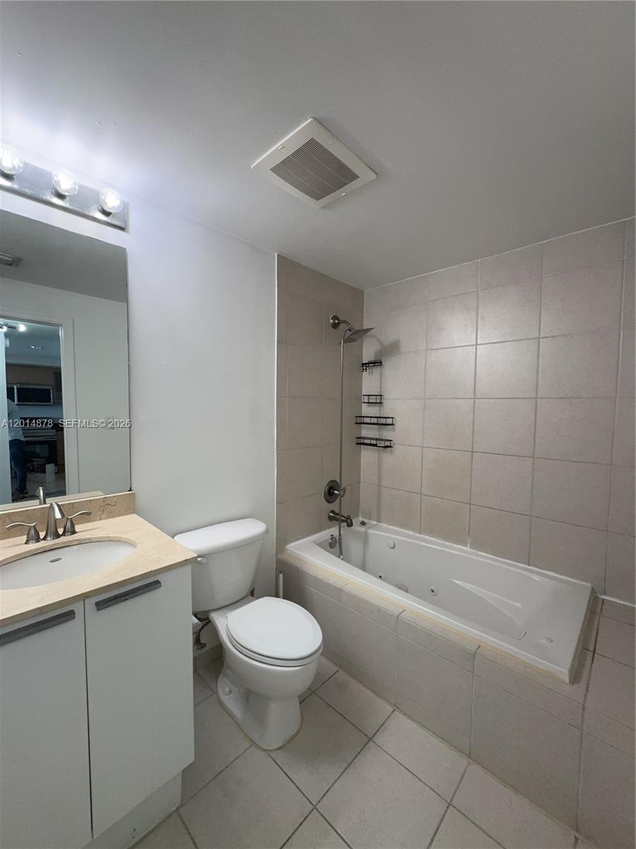 Photo of 140 Dixie Hwy  #933, Hollywood, Florida, 33020 - 