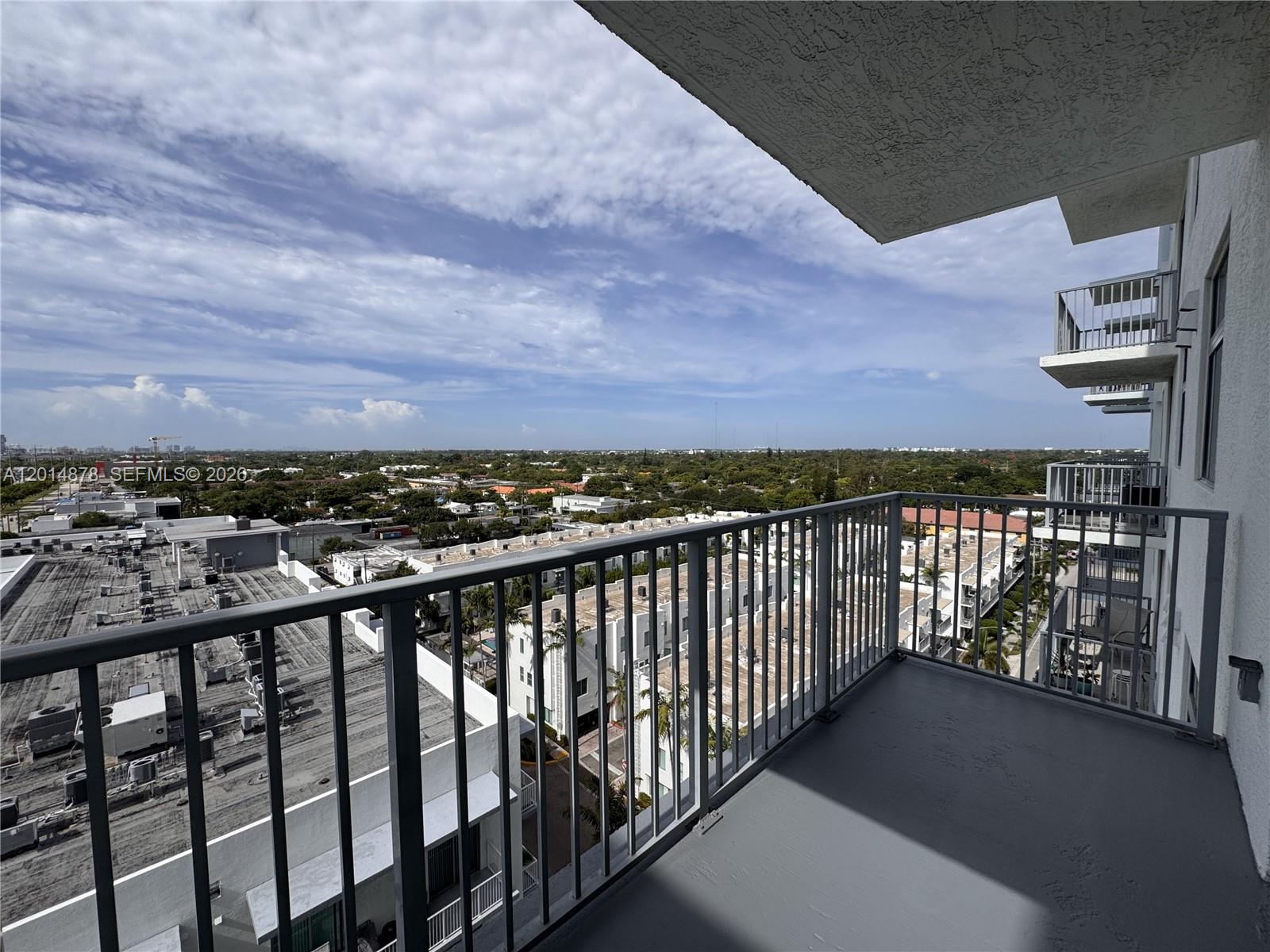 Photo of 140 Dixie Hwy  #933, Hollywood, Florida, 33020 - 