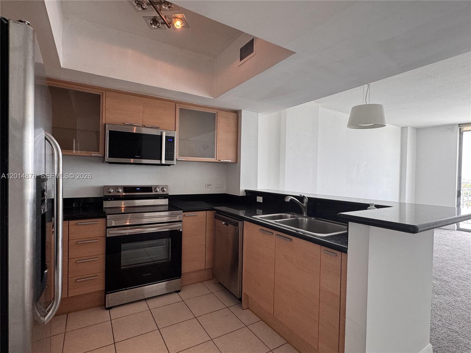 Photo of 140 Dixie Hwy  #933, Hollywood, Florida, 33020 - 