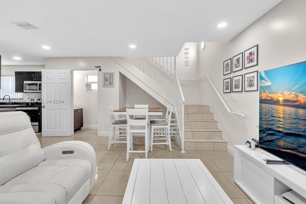   /  1250 sq. ft. $ 2026-05-07 0 Photo