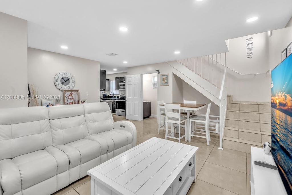   /  1250 sq. ft. $ 2026-05-07 0 Photo