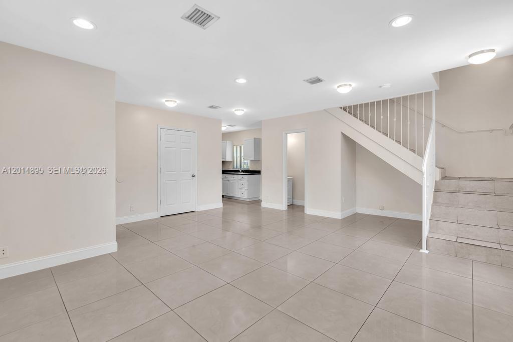   /  1250 sq. ft. $ 2026-05-07 0 Photo