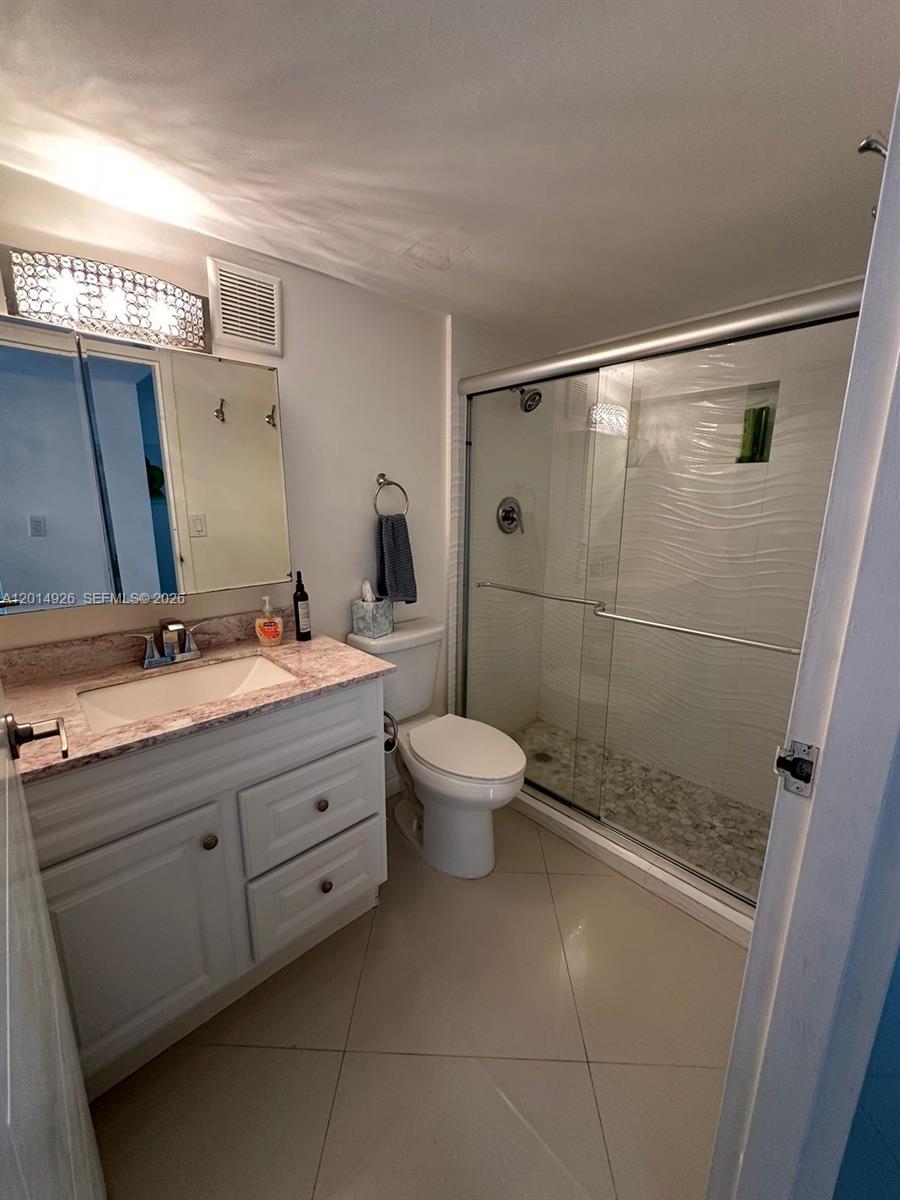 Photo of 17021 Bay Rd  #815, Sunny Isles Beach, Florida, 33160 - 
