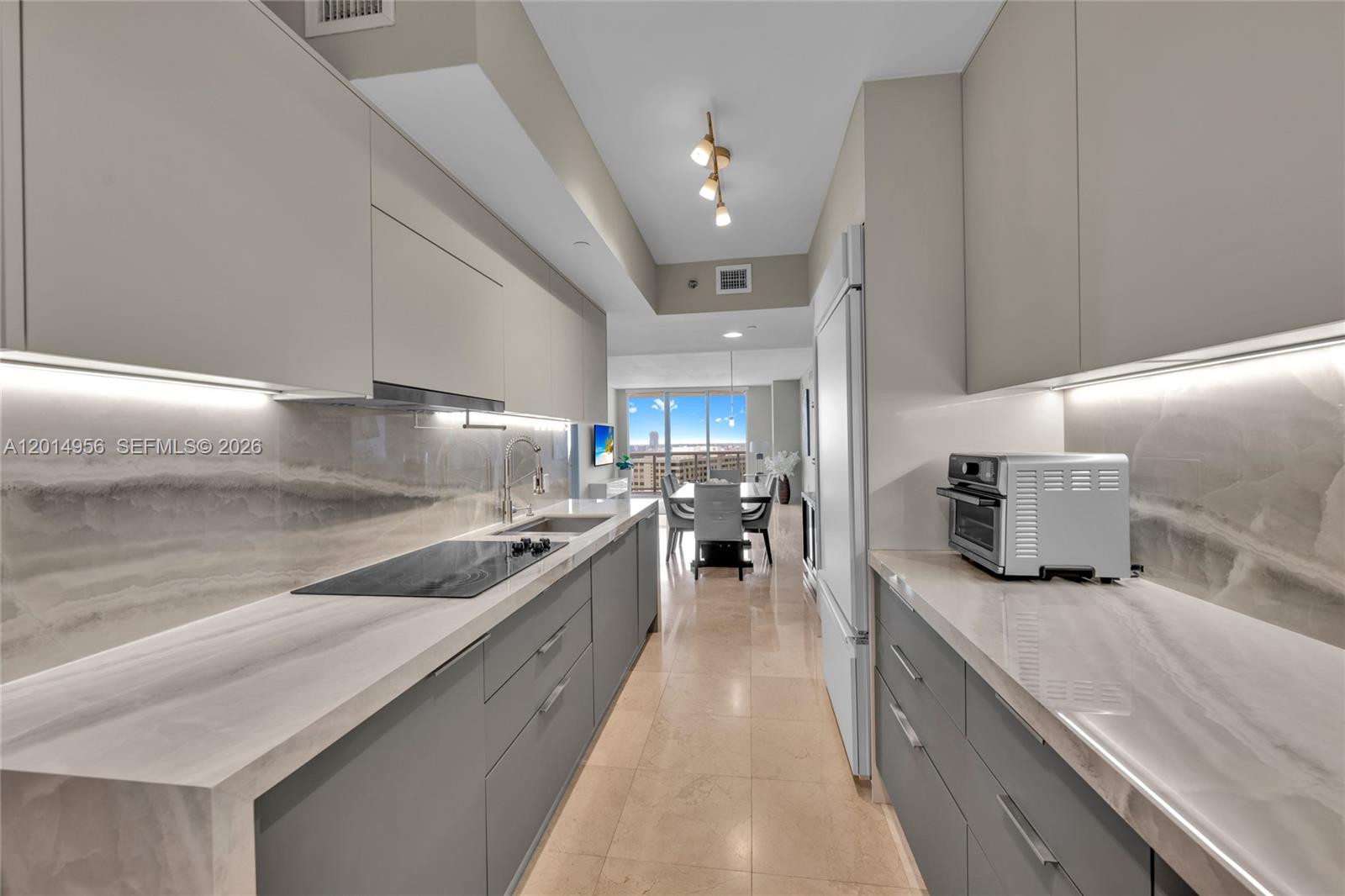 2007 3 / 3 1571 sq. ft. $ 2026-05-07 0 Photo