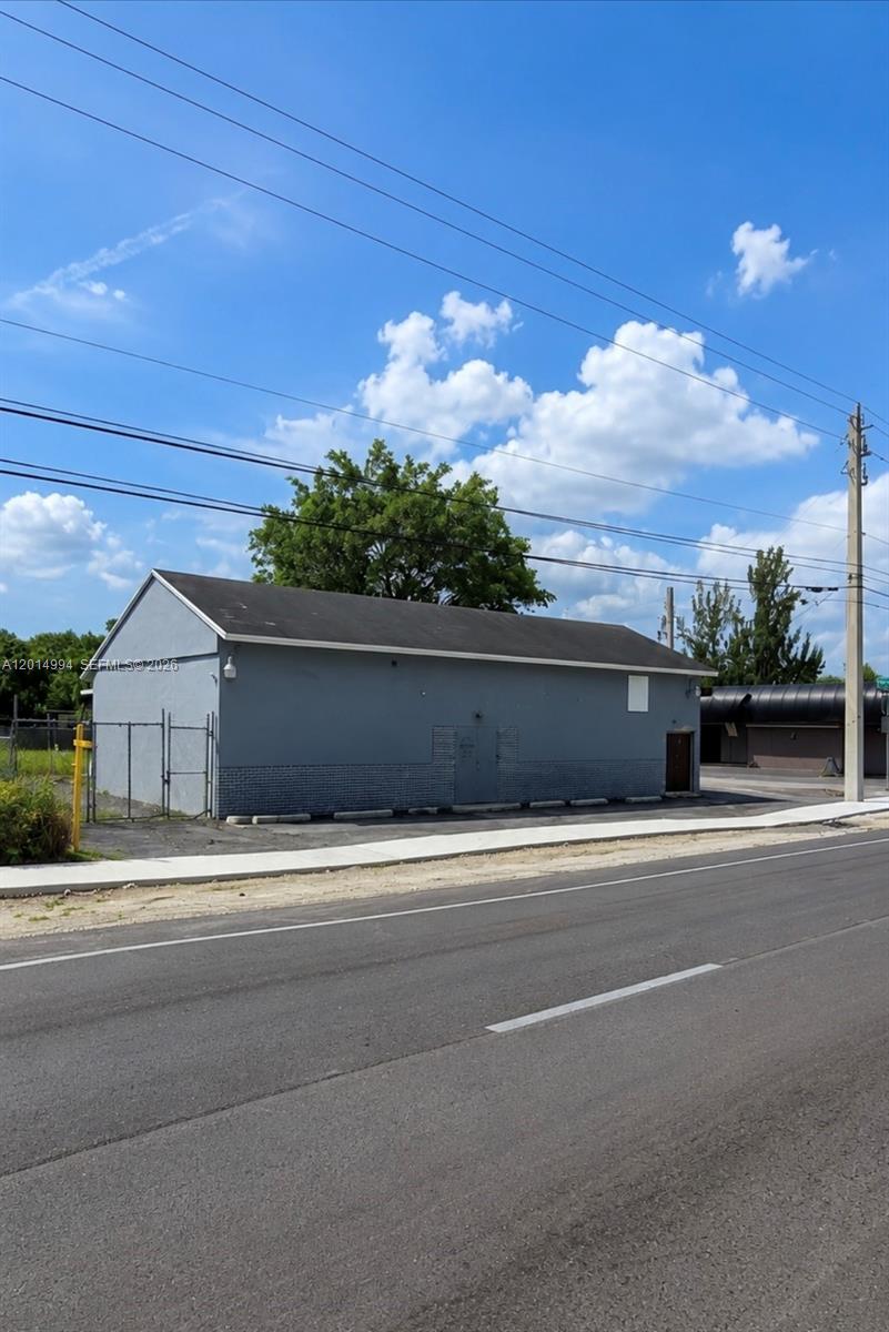 See details / sq. ft. $ 2026-05-07 0 Photo
