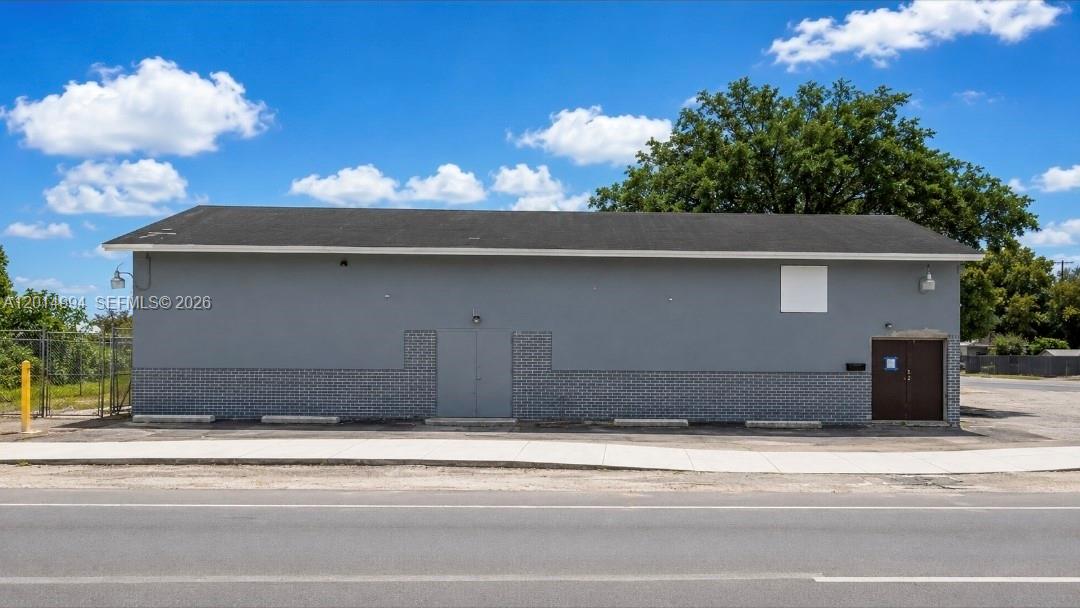 See details / sq. ft. $ 2026-05-07 0 Photo