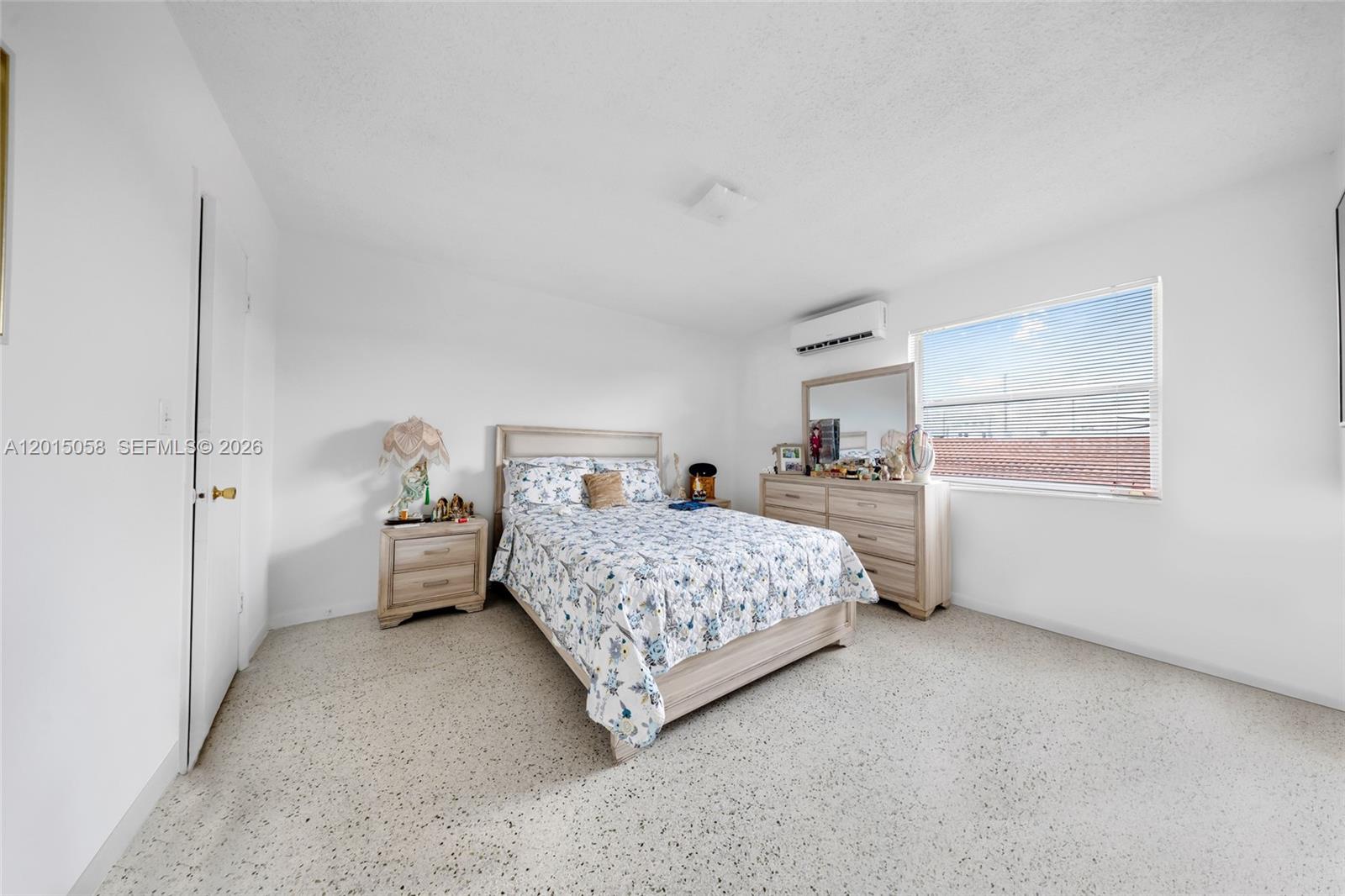 See details / sq. ft. $ 2026-05-07 0 Photo