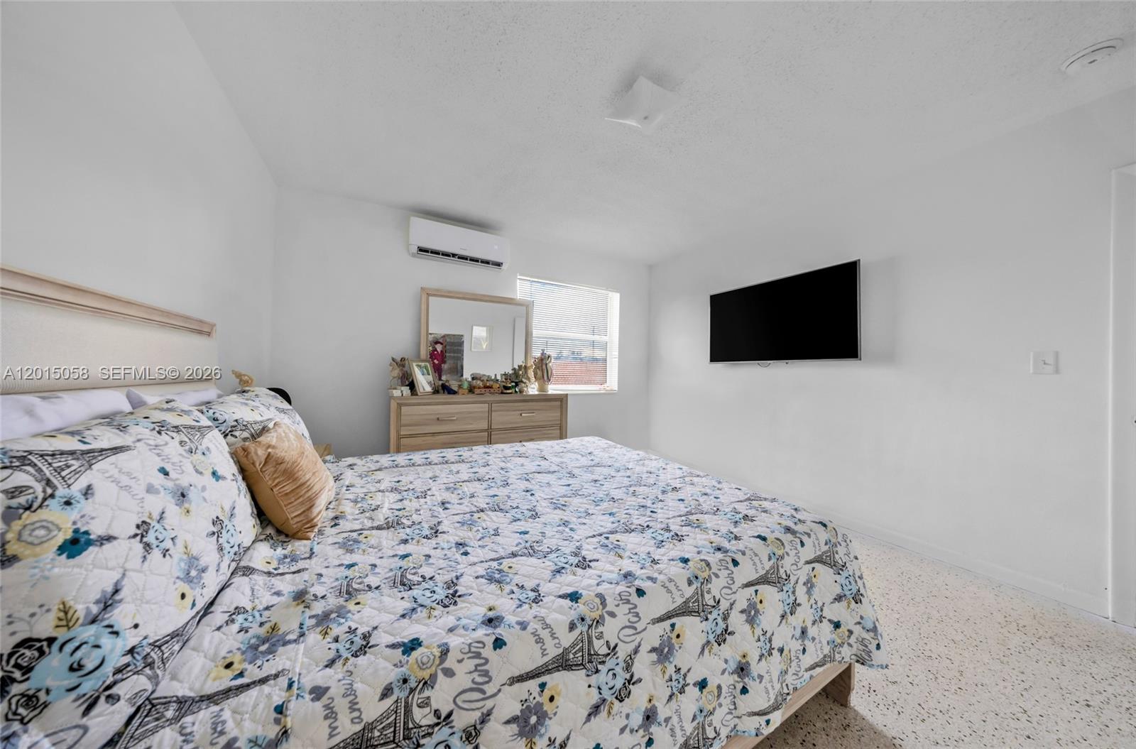 See details / sq. ft. $ 2026-05-07 0 Photo