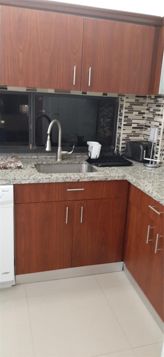 Photo of 16909 Bay Rd  #914, Sunny Isles Beach, Florida, 33160 - 