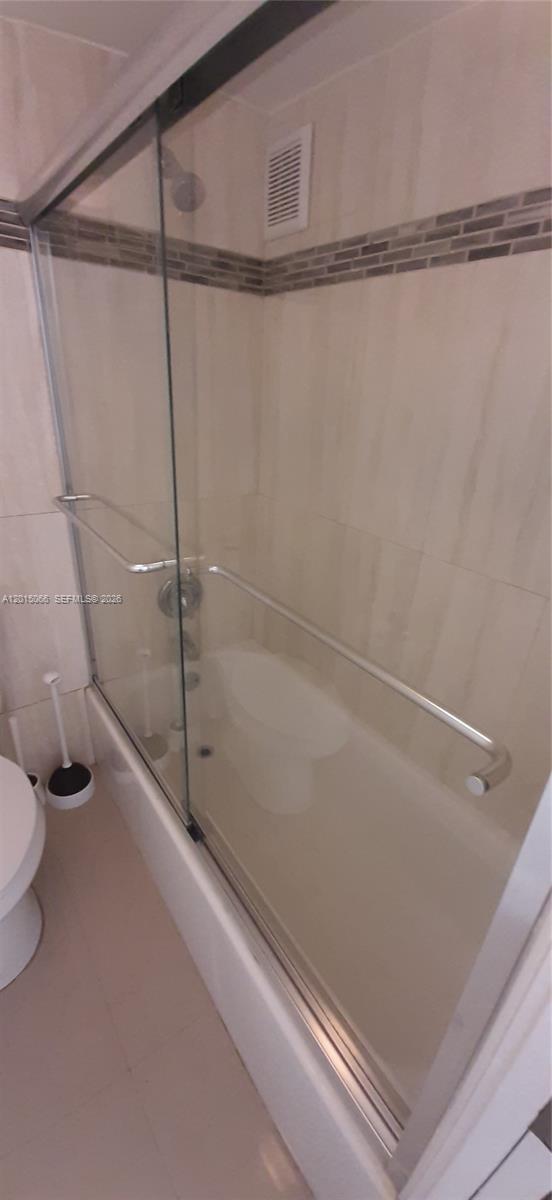 Photo of 16909 Bay Rd  #914, Sunny Isles Beach, Florida, 33160 - 