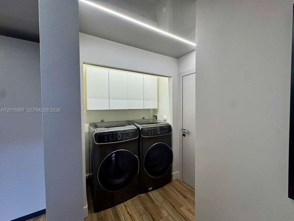 Photo of 935 Weeping Willow Way  (935), Hollywood, Florida, 33019 - 