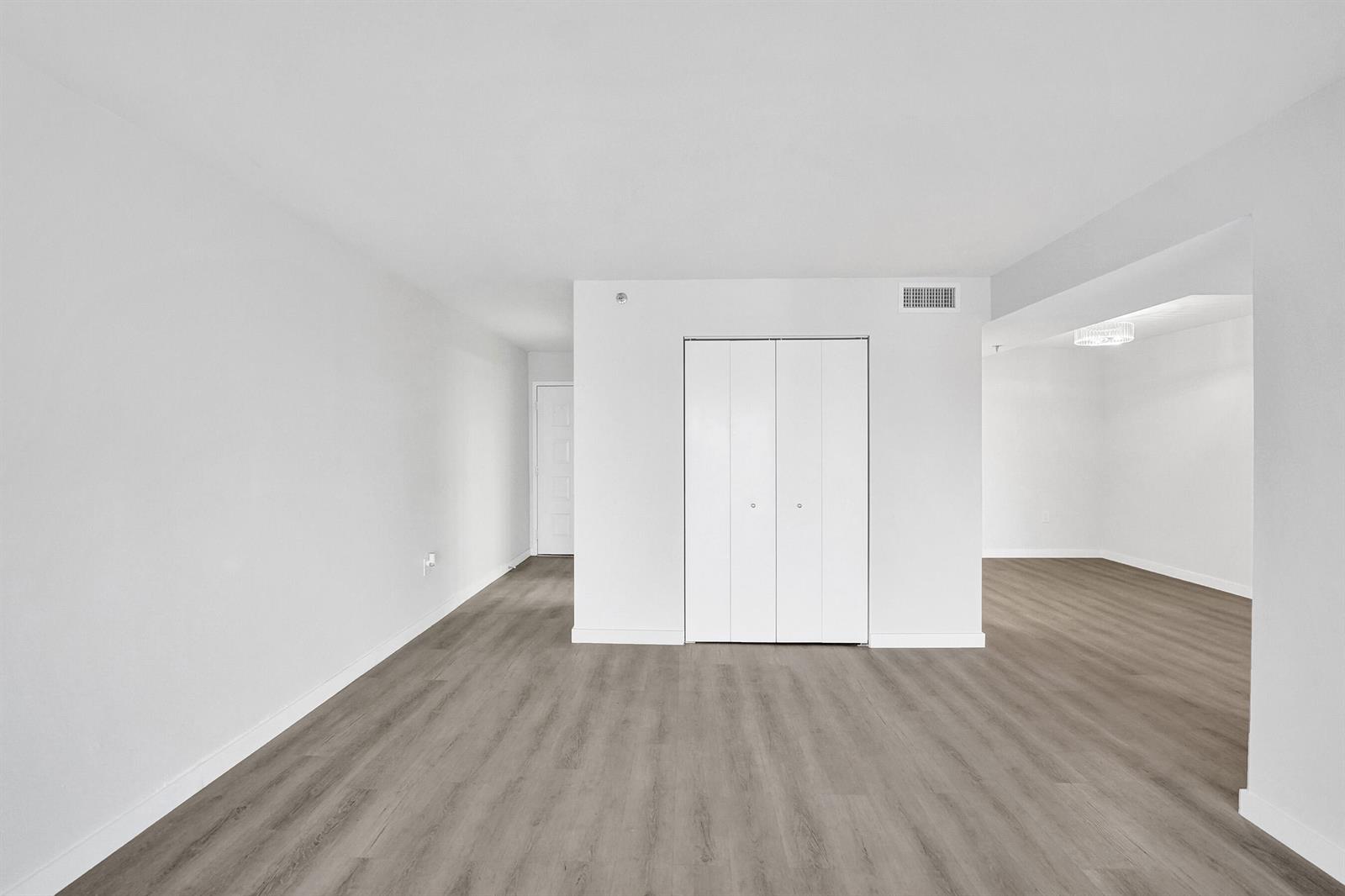 Photo of 1201 Ocean  #2509s, Hollywood, Florida, 33019 - 17