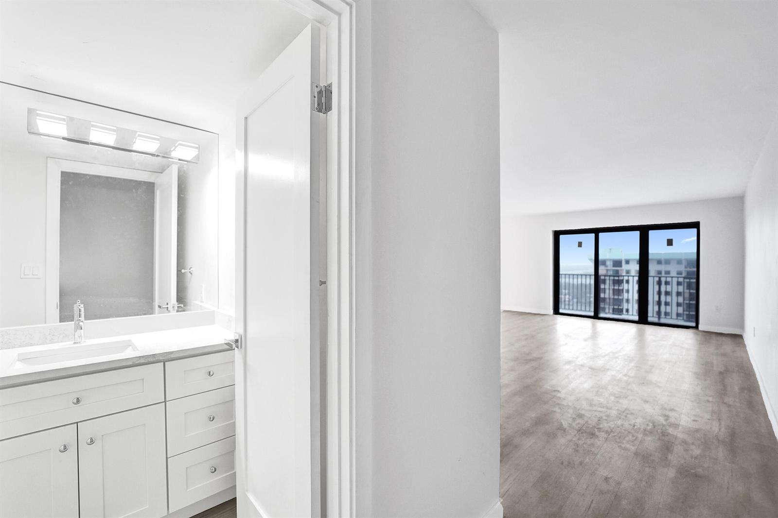 Photo of 1201 Ocean  #2509s, Hollywood, Florida, 33019 - 4