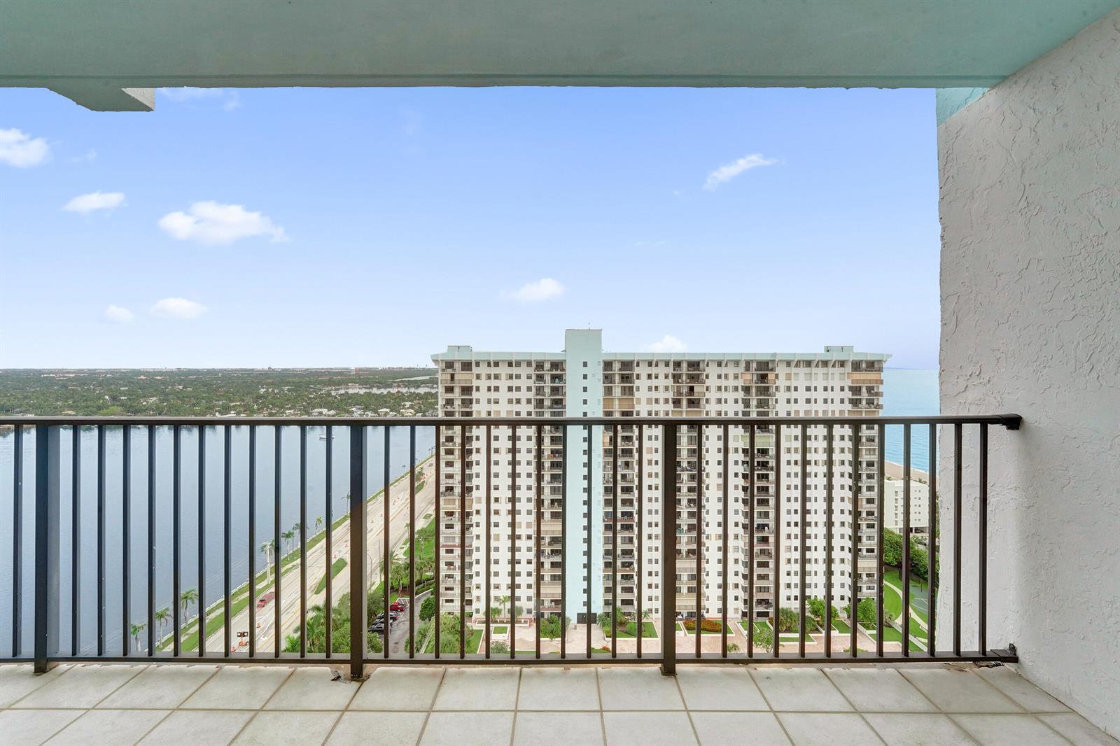 Photo of 1201 Ocean  #2509s, Hollywood, Florida, 33019 - DSC04992