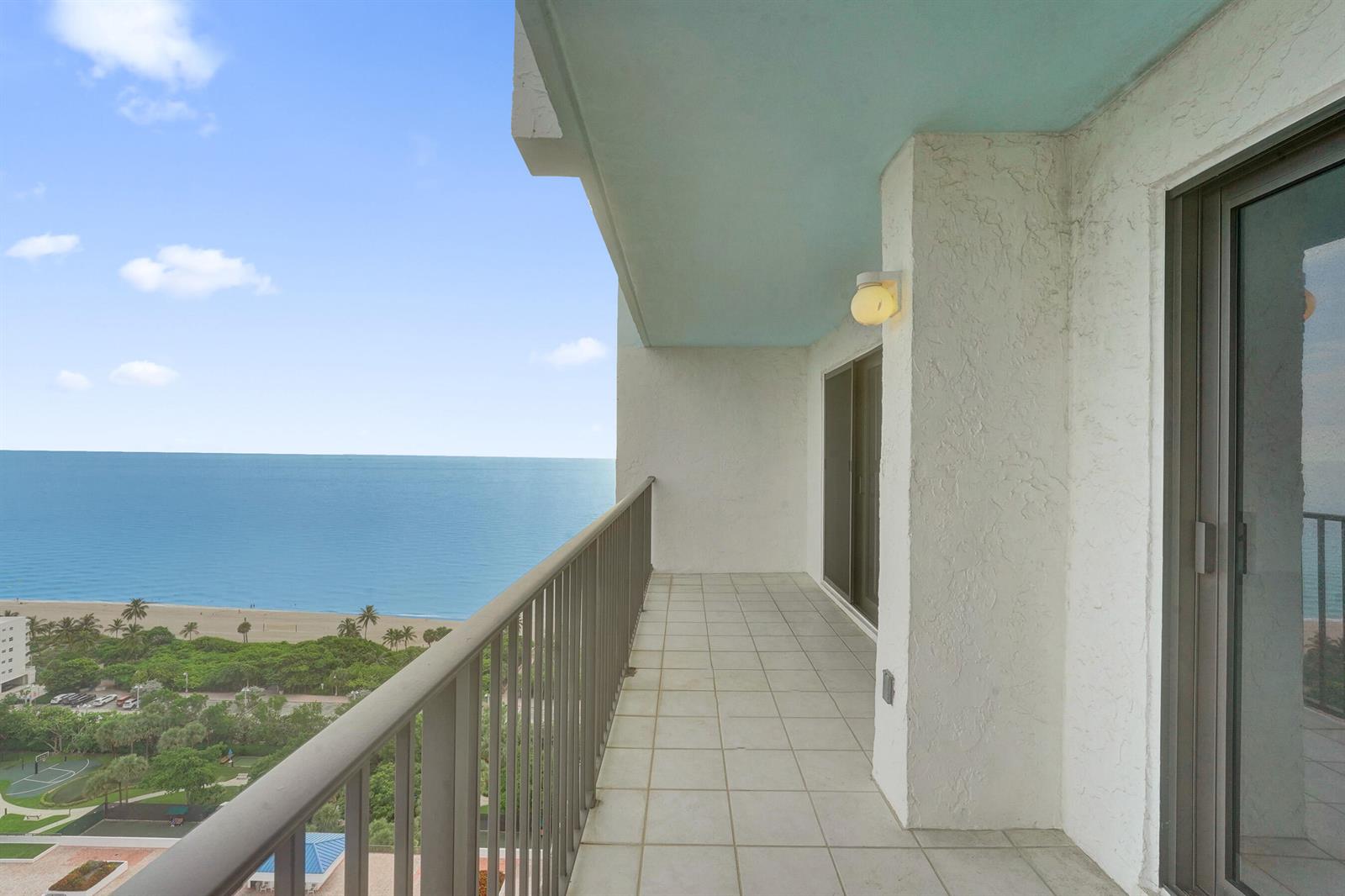 Photo of 1201 Ocean  #2509s, Hollywood, Florida, 33019 - DSC05010