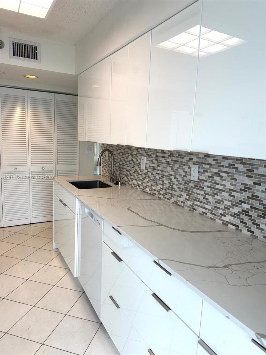 Photo of 19101 36th Ct  #1801, Aventura, Florida, 33180 - 