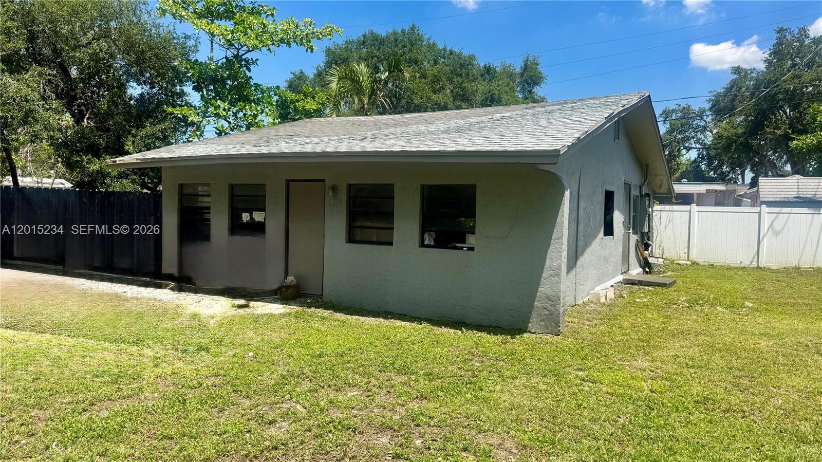   /   sq. ft. $ 2026-05-07 0 Photo