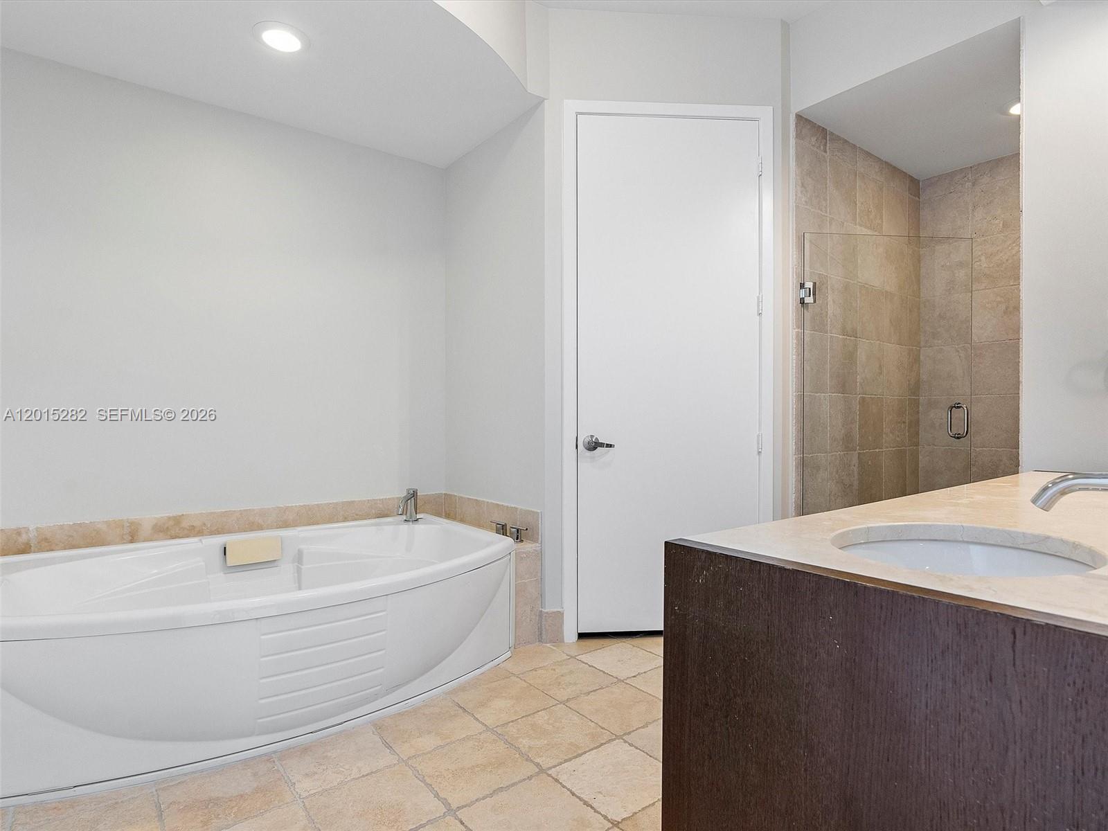 4009 2 / 3 1722 sq. ft. $ 2026-05-07 0 Photo