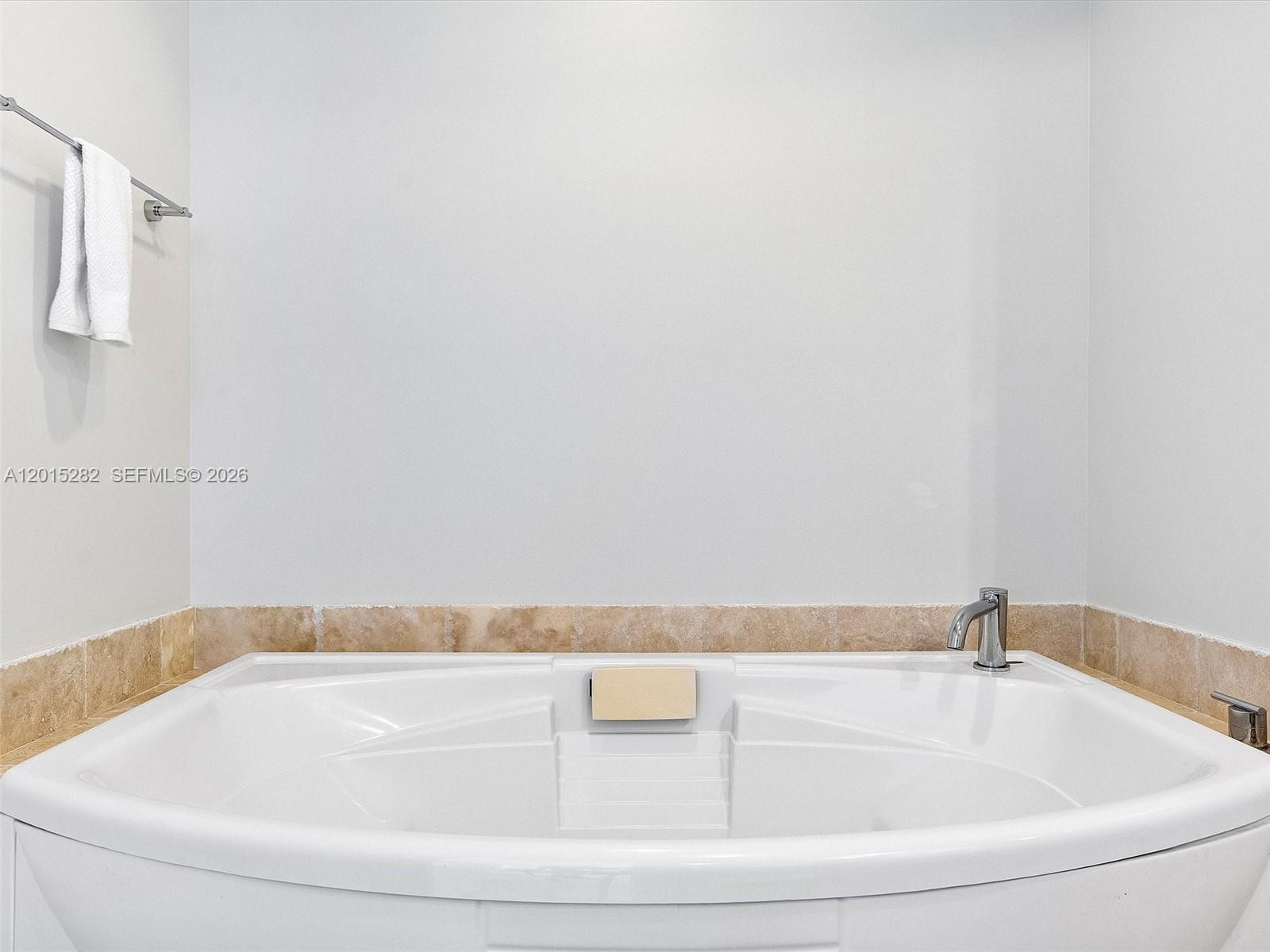 4009 2 / 3 1722 sq. ft. $ 2026-05-07 0 Photo