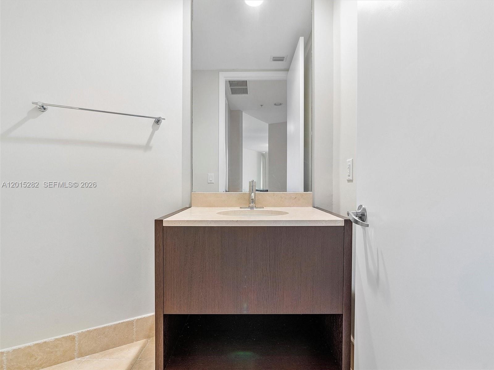 4009 2 / 3 1722 sq. ft. $ 2026-05-07 0 Photo
