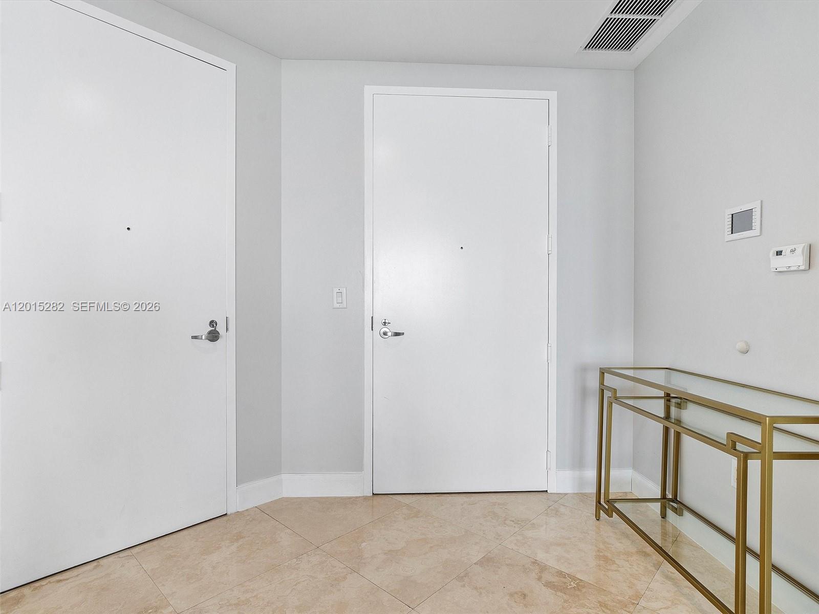 4009 2 / 3 1722 sq. ft. $ 2026-05-07 0 Photo