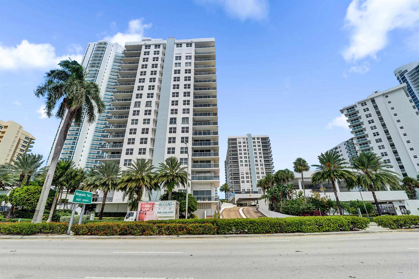 Photo of 2751 Ocean #302s, Hollywood, Florida, 33019 - DSC02749