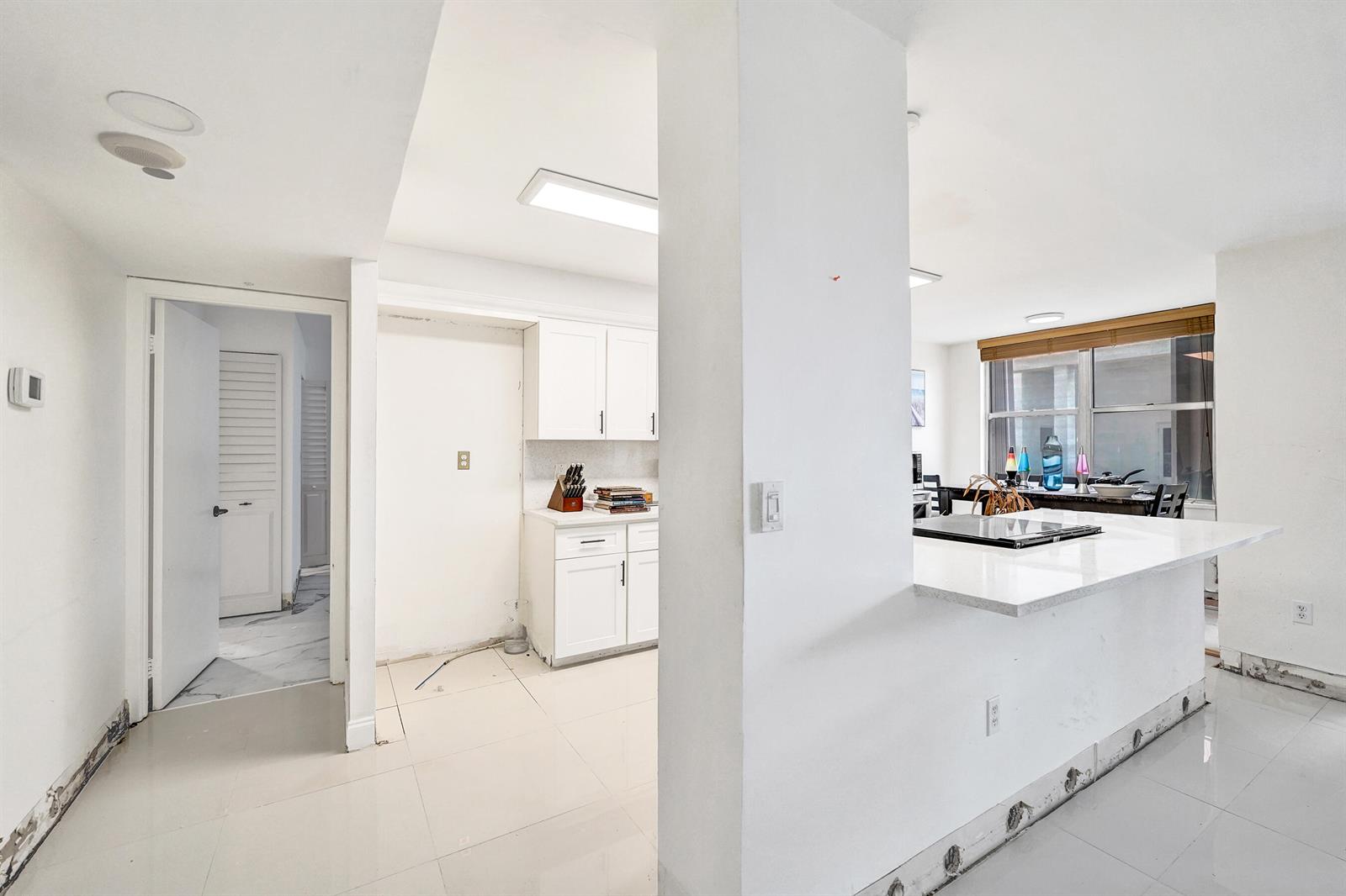 Photo of 2751 Ocean #302s, Hollywood, Florida, 33019 - DSC08997