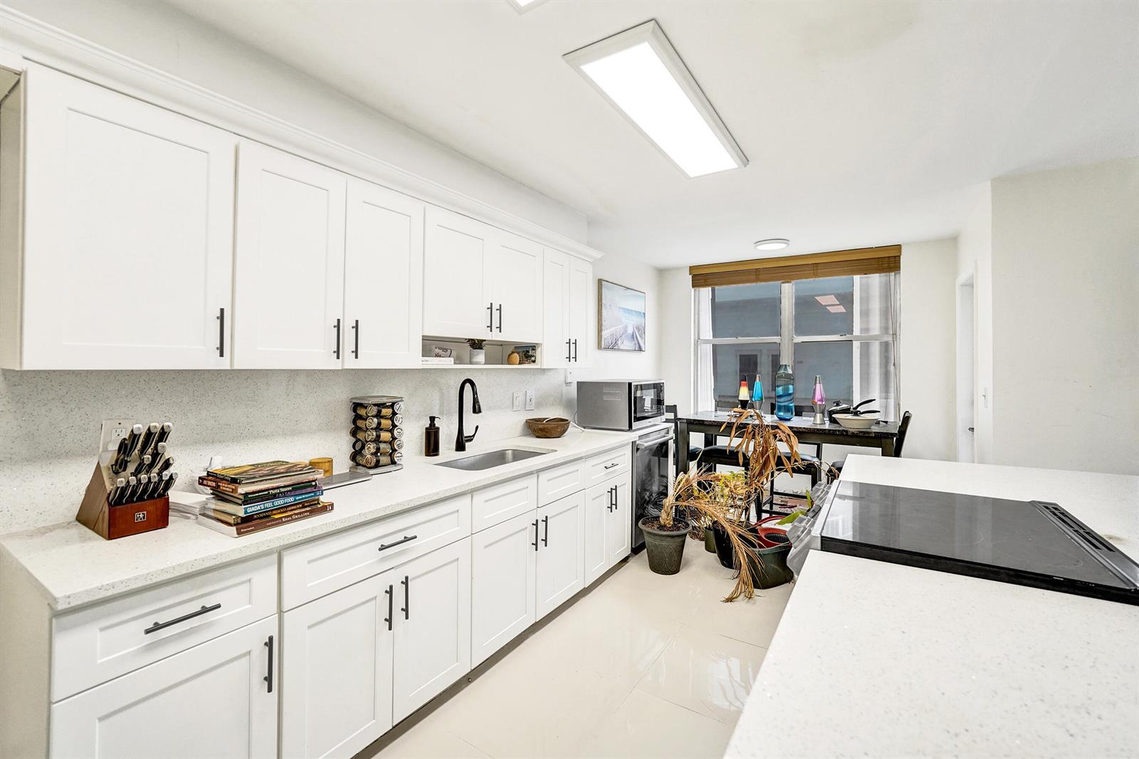 Photo of 2751 Ocean #302s, Hollywood, Florida, 33019 - DSC09006
