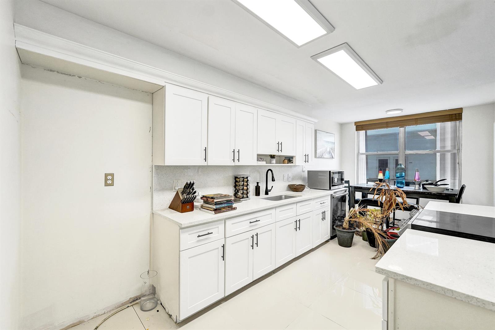 Photo of 2751 Ocean #302s, Hollywood, Florida, 33019 - DSC09009