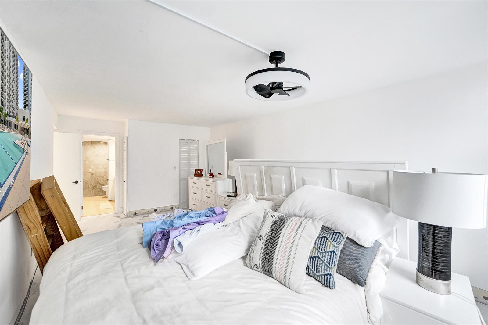 Photo of 2751 Ocean #302s, Hollywood, Florida, 33019 - DSC09045