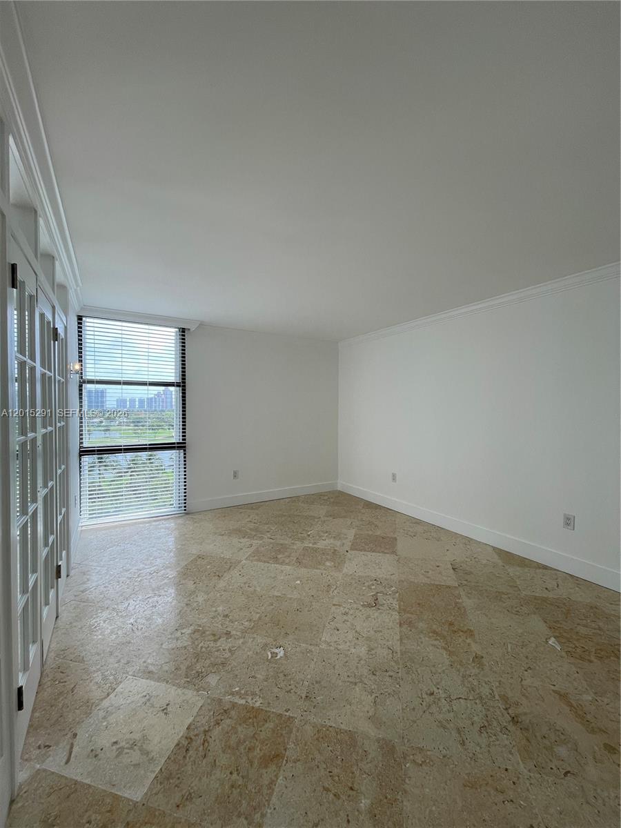 Photo of 3625 Country Club Dr #907, Aventura, Florida, 33180 - Large Bedroom