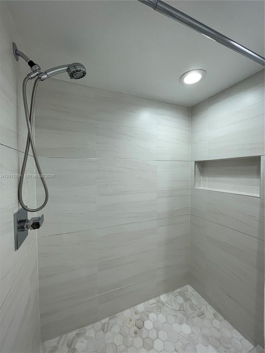 Photo of 3625 Country Club Dr #907, Aventura, Florida, 33180 -