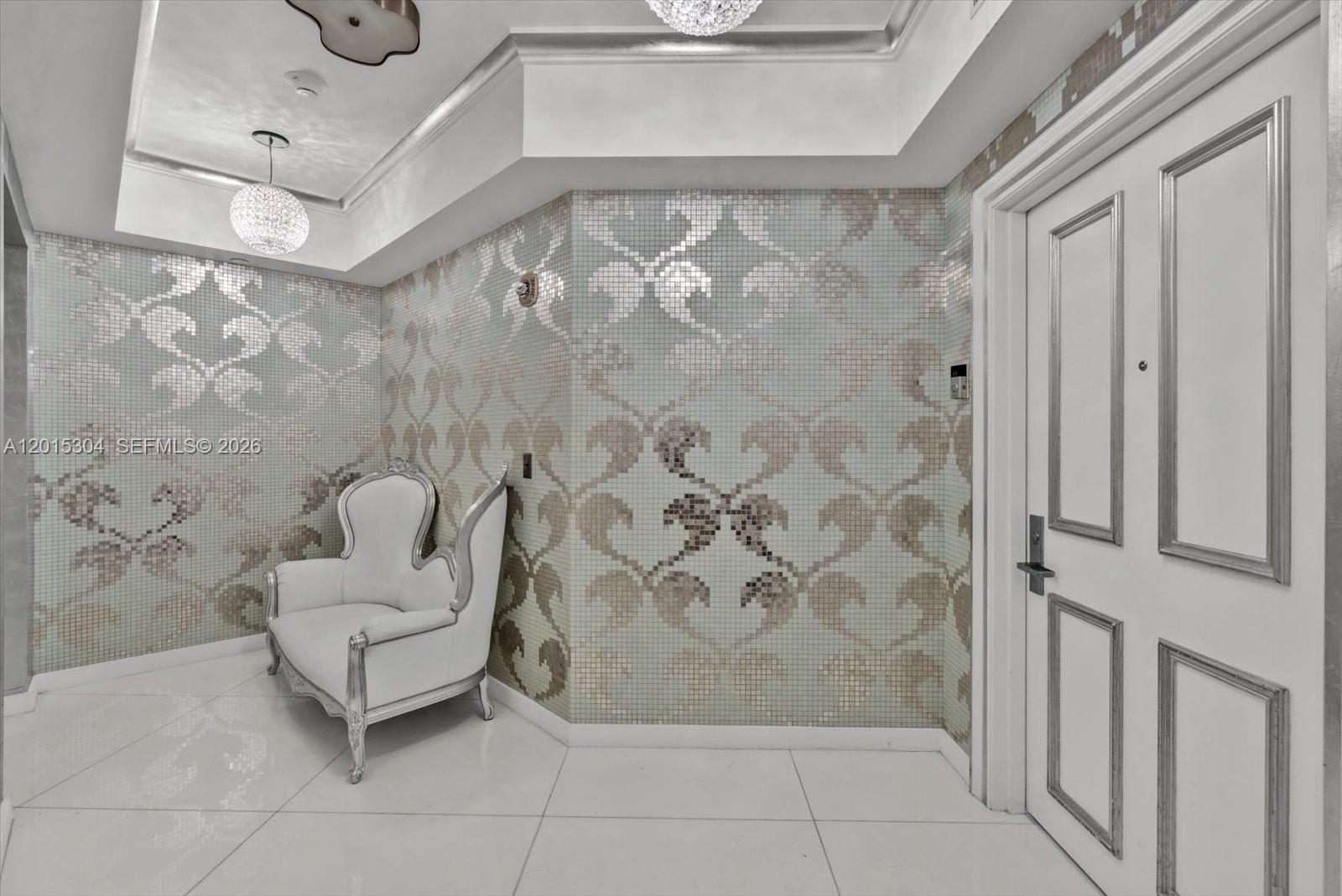 Ver detalles 1101 4 / 4 2736 sq. ft. $ 2026-08-24 0 foto