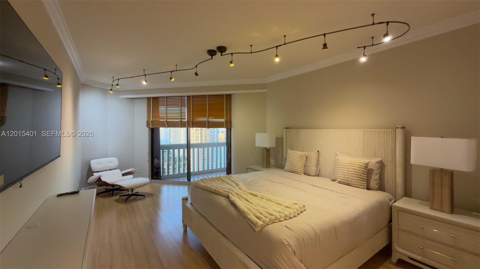 3004 3 / 3 2560 sq. ft. $ 2026-05-08 0 Photo