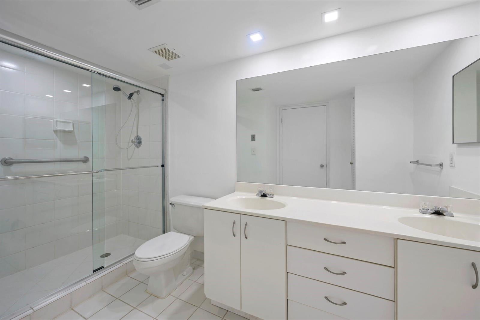 Photo of 3300 192nd #915, Aventura, Florida, 33180 - Photo 5