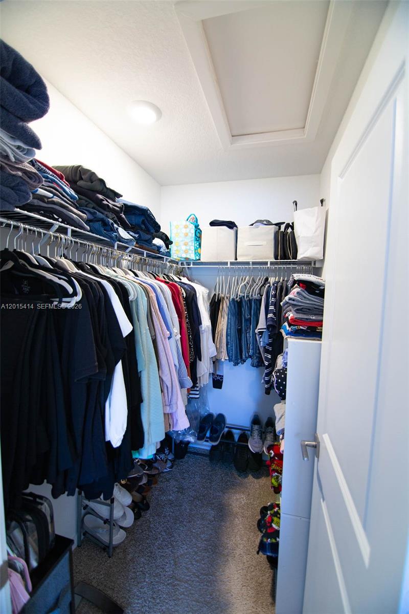 Ver detalles 2348 4 / 3 1374 sq. ft. $ 2026-05-08 0 foto