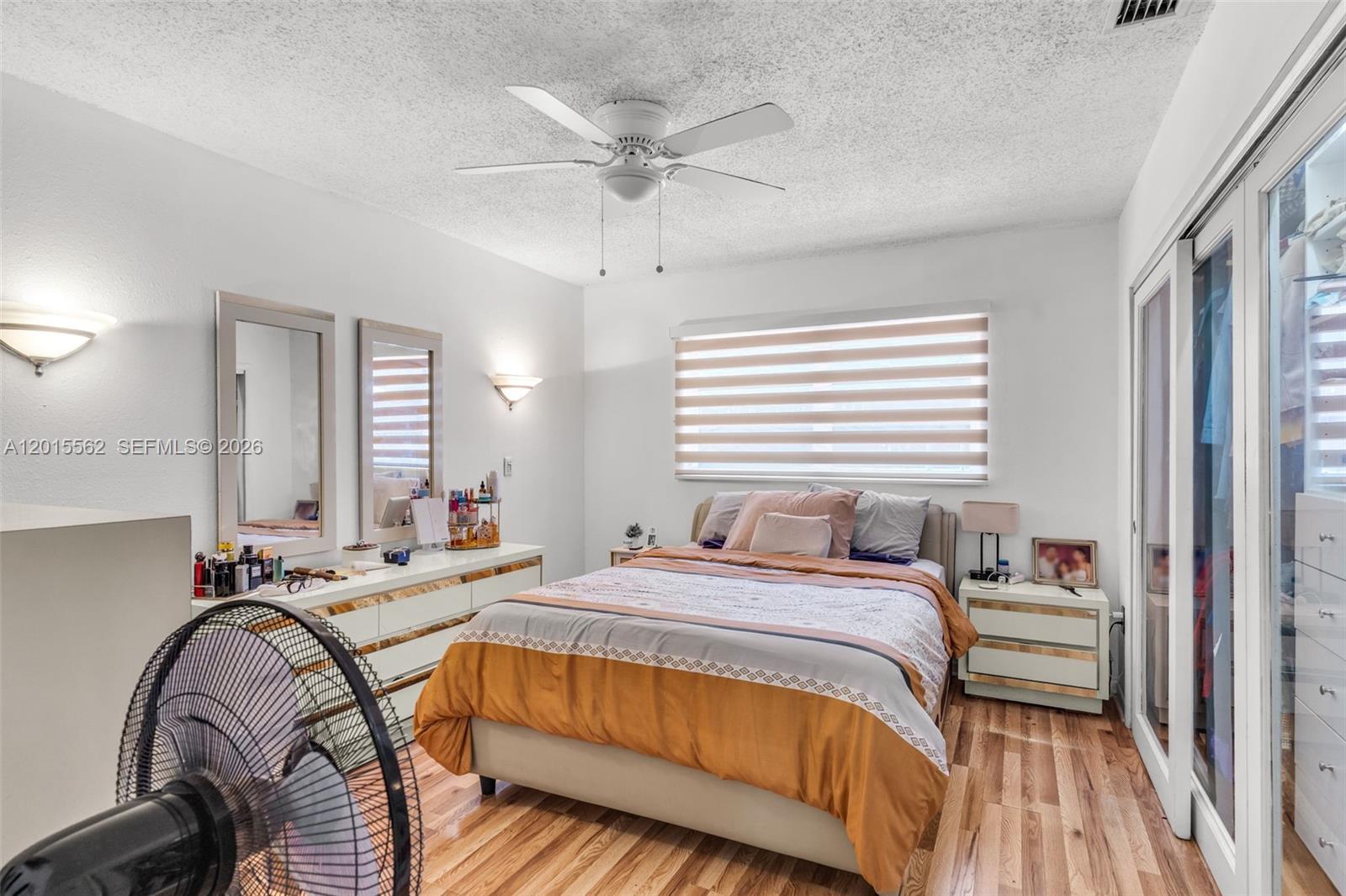 See details / 2752 sq. ft. $ 2026-05-08 0 Photo
