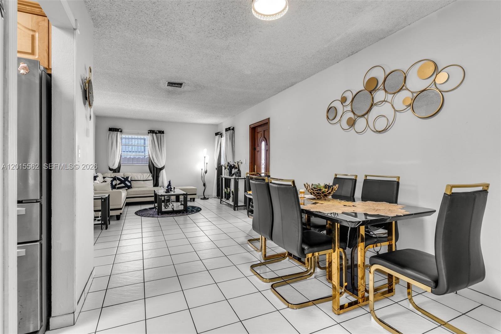 See details / 2752 sq. ft. $ 2026-05-08 0 Photo
