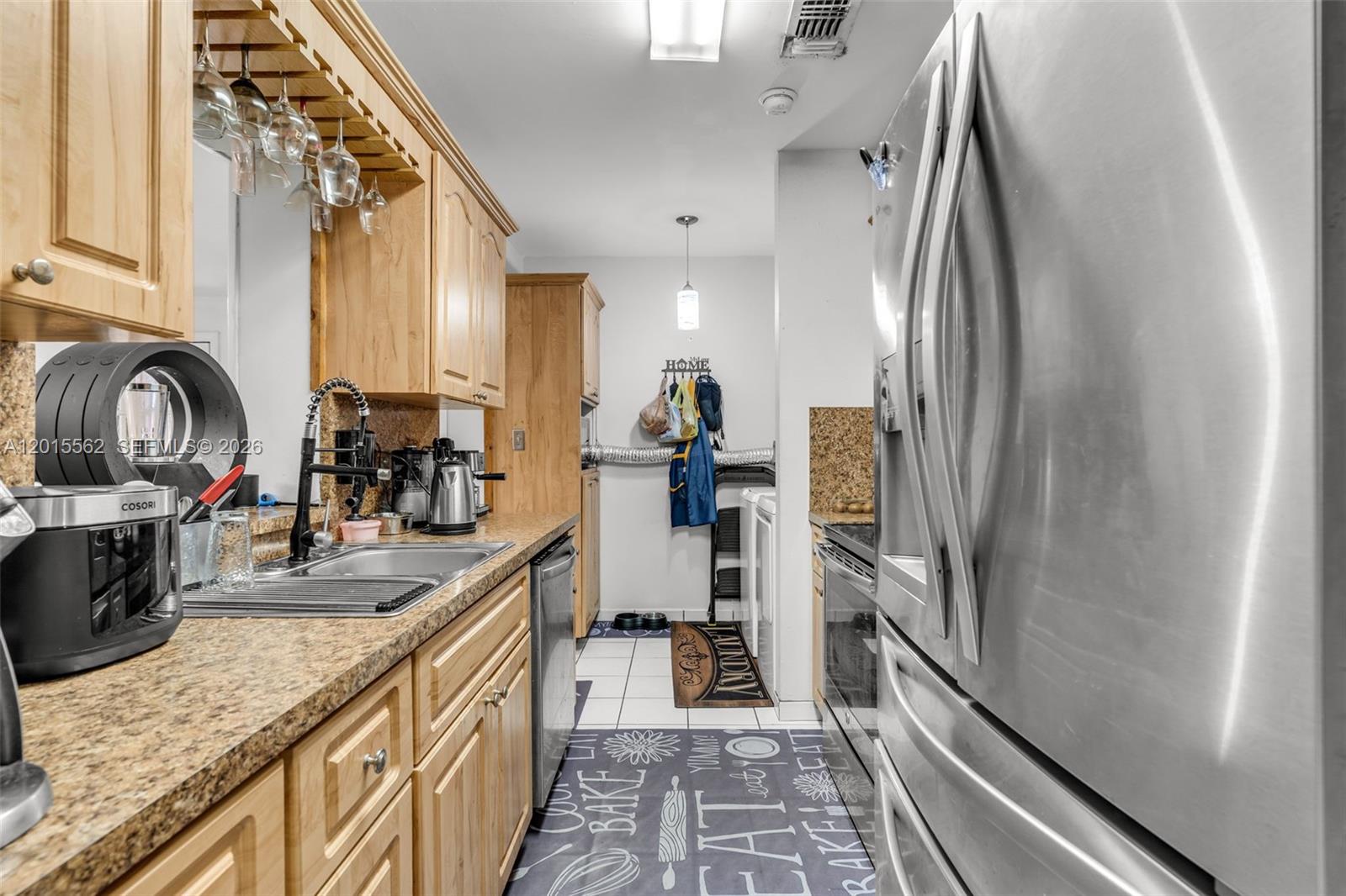See details / 2752 sq. ft. $ 2026-05-08 0 Photo