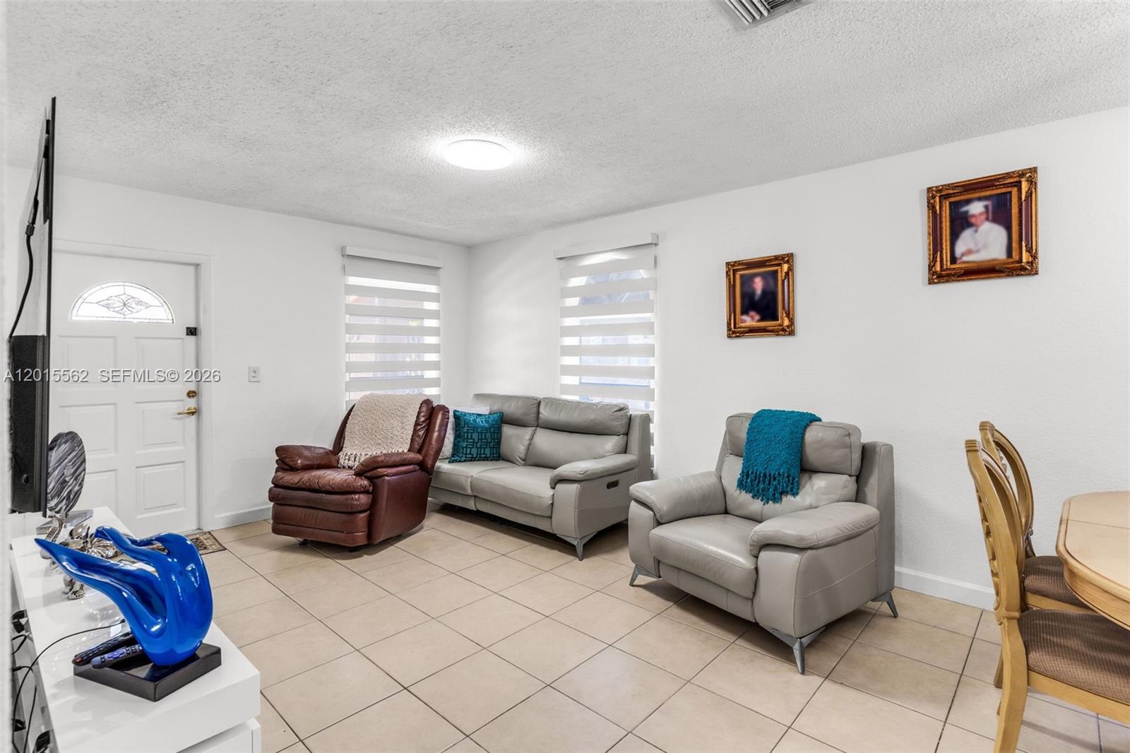 See details / 2752 sq. ft. $ 2026-05-08 0 Photo