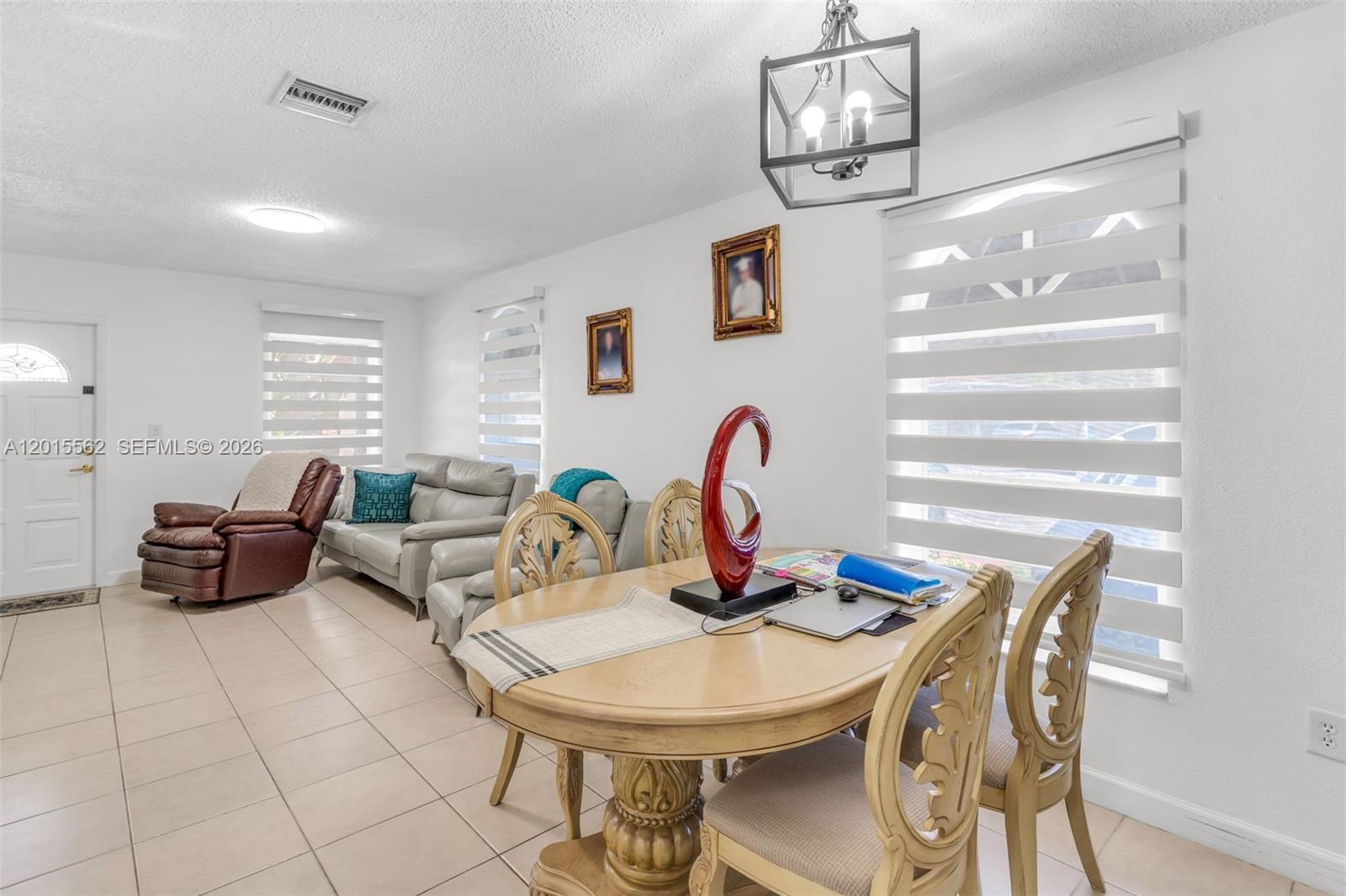 See details / 2752 sq. ft. $ 2026-05-08 0 Photo
