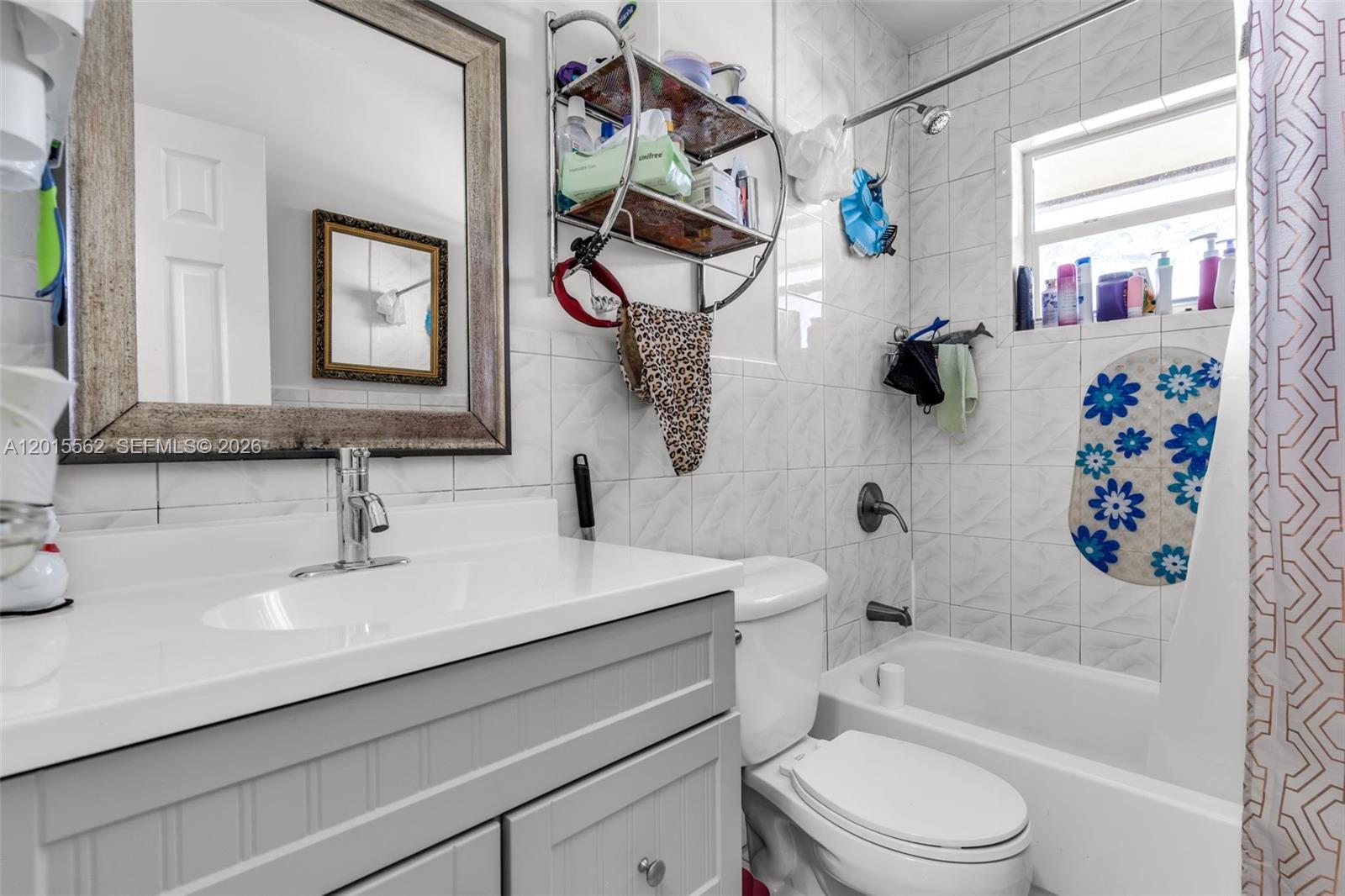 See details / 2752 sq. ft. $ 2026-05-08 0 Photo