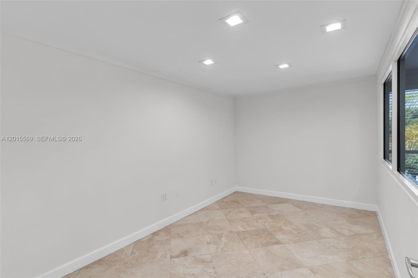 See details 26 / sq. ft. $ 2026-05-08 0 Photo